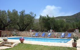 Kaminia Villas